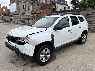 Dacia Duster 2 PHASE 1 1.0i - 12V TURBO TCE 90 picture 2