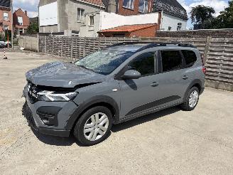 Voiture accidenté Dacia Jogger 1.6i - 16V SCE 140 E-TECH 2023/10