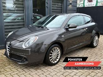 skadebil auto Alfa Romeo MiTo Progression 1.4 8v | Airco Audio Lm-velgen 2014/8