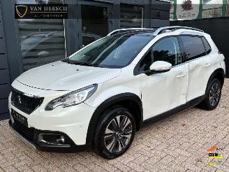Coche accidentado Peugeot 2008 1.2 PureTech Allure | Navi Panoramadak Camera 2018/2