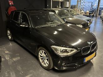 uszkodzony samochody osobowe BMW 1-serie 116i Pano Automaat 2013/8