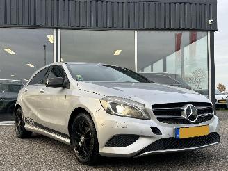 krockskadad bil auto Mercedes A-klasse 180d Automaat 2013/3
