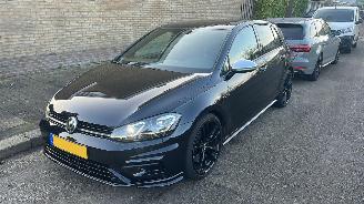 uszkodzony samochody osobowe Volkswagen Golf 7.5 R 410pk Stage 2+ 2017/10