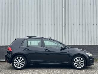 Schadeauto Volkswagen  1.4TSI Panorama 2013/5