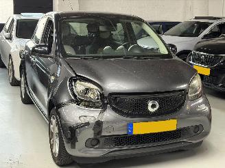 škoda osobní automobily Smart Forfour 1.0 Joy Edition 2014/1