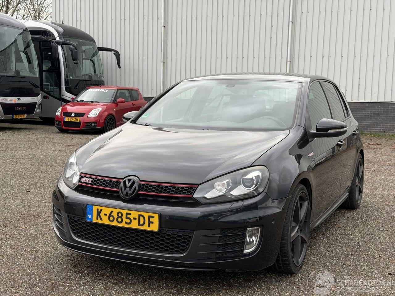 Volkswagen Golf 2.0 GTI DSG/KEY-LESS/LEER