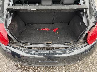 Peugeot 208 1.2 VTi Blue Lease picture 10