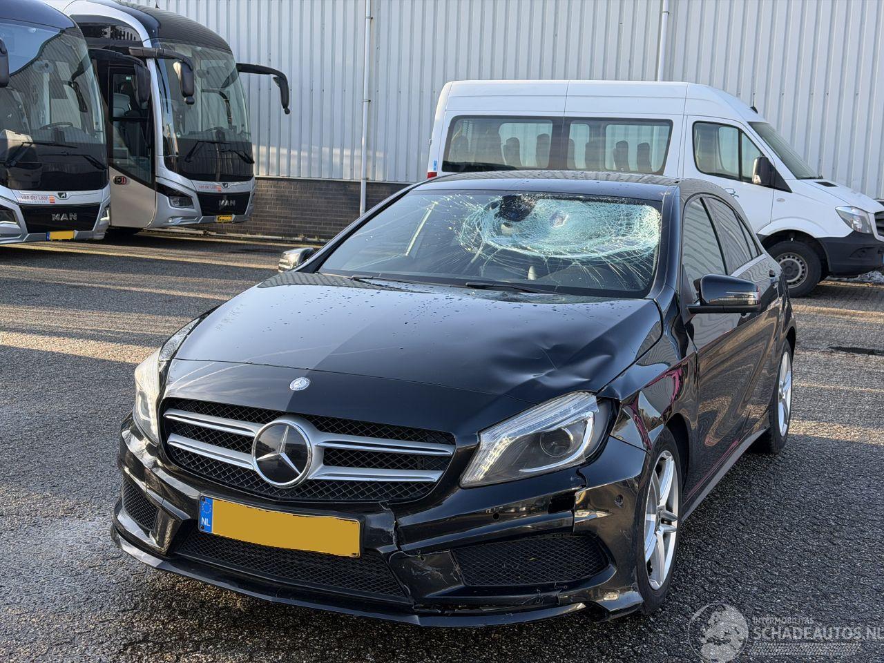 Mercedes A-klasse A180 AMG AUTOMAAT NAP