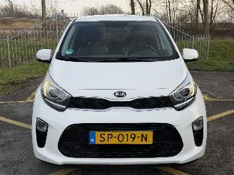 Kia Picanto 1.0 CVVT Design Edition picture 2