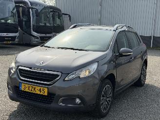 Auto incidentate Peugeot 2008 1.2 PureTech Active AUTOMAAT 2014/11