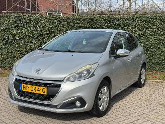 Auto incidentate Peugeot 208 1.2 Facelift Urban Soul 2015/12