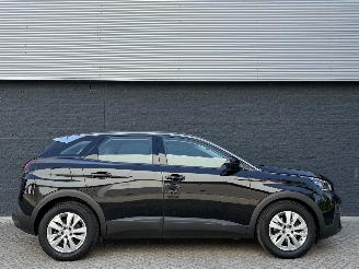 Peugeot 3008 1.2 Benzine AUTOMAAT KM STAND NAP picture 2