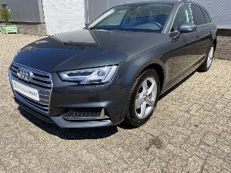 Audi A4 Sport-Line Leer, Navi, Trekhaak, Dynamische verlichting picture 13
