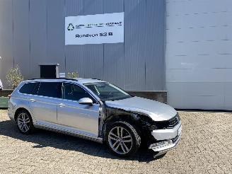 Volkswagen Passat Comfortline, Trekhaak, Camera, Airco picture 49