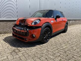 damaged passenger cars Mini Cooper S John Cooper Works Package, Sportstoelen , Harman , Carplay 2019/3