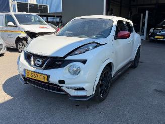 Vaurioauto  passenger cars Nissan Juke 1.6 TURBO NISMO ALL-MODE 2013/7