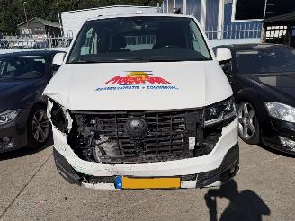 Volkswagen Transporter BULLI 2.0 TDI L1H1 28 4 MOTION NAP picture 2