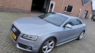 Damaged car Audi A5 3.2  i coupe   quatro  265pk   s line 2009/4