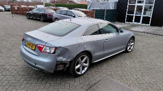 Unfallwagen Audi A5 3.2  i coupe   quatro  265pk   s line 2009/4