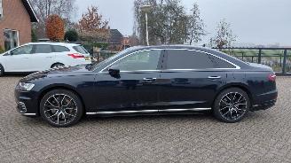 krockskadad bil auto Audi A8 3.0i hybrid  lang uitvoering   310kw 2021/2