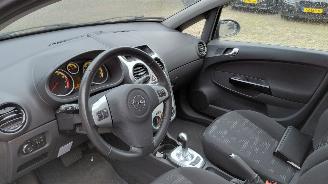 Opel Corsa 1.2i automaat   5drs airco picture 9