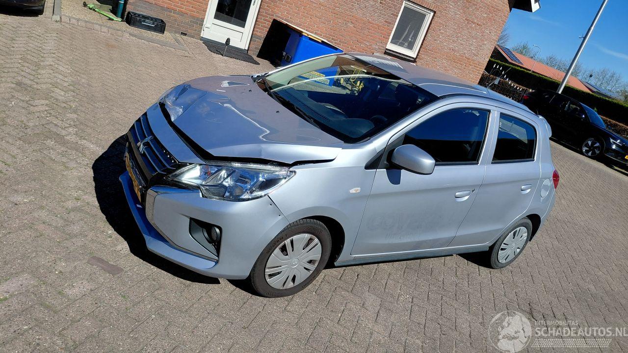 Mitsubishi Space-star 1.2i  52kw   navi airco