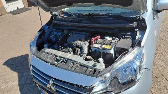 Mitsubishi Space-star 1.2i  52kw   navi airco picture 3