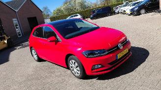 Unfallwagen Volkswagen Polo 1.0 tsi  70kw   pano navi 2020/11