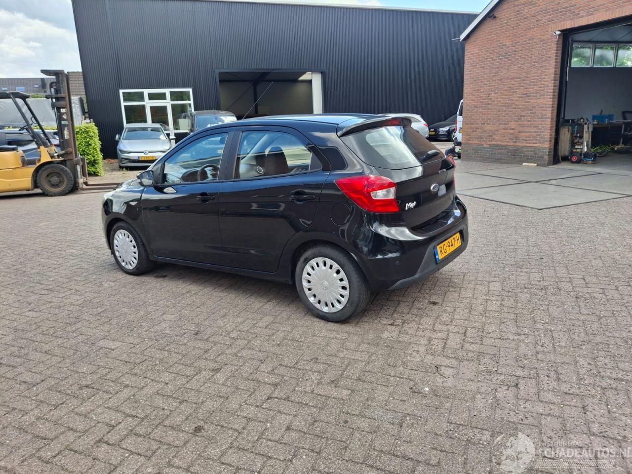 Ford Ka+ 1.2  86pk  airco   5drs
