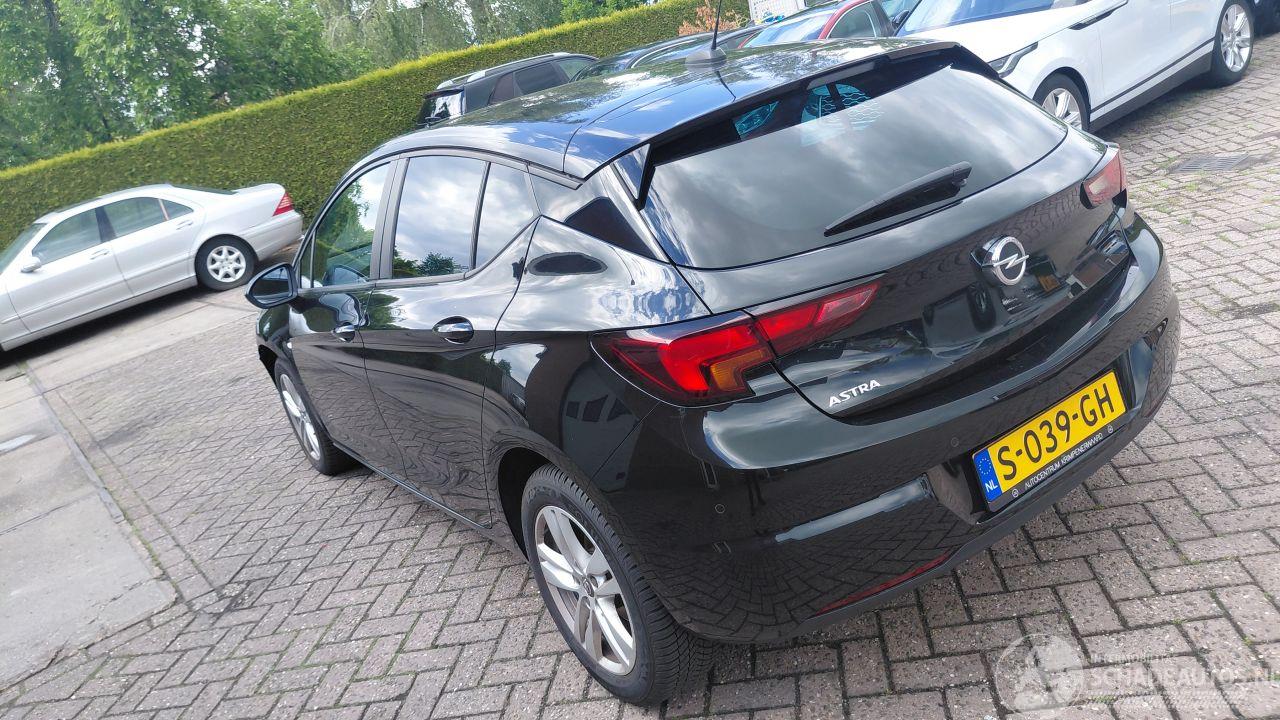Opel Astra 1.4i  145pk  automaat