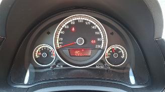 Volkswagen Up! cross up  1.0i  75pk 5drs airco picture 7