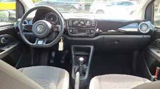 Volkswagen Up! cross up  1.0i  75pk 5drs airco picture 6