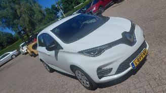 Schadeauto Renault Zoé r110  cars 52kwh  navi clima 2021/7