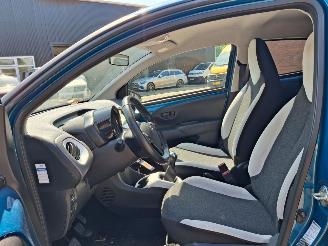 Citroën C1 1.0 vti milenium  cross uitvoering  navi picture 4