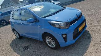 Voiture accidenté Kia Picanto 1.0i dpi  dynamic line airco lmv  navi 2020/8