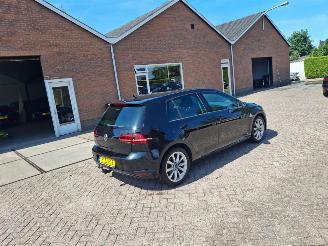 Volkswagen Golf 1.2 tsi  105pk automaat   navi clima picture 6