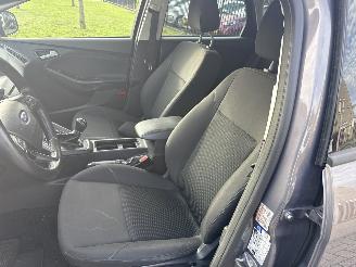 Ford Focus 1.0 TREND EDITION LICHTE SCHADE! BOUWJAAR 2015  3500 EURO picture 8