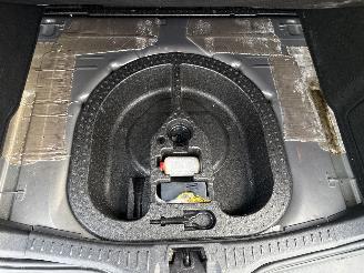 Ford Focus 1.0 TREND EDITION LICHTE SCHADE! BOUWJAAR 2015  3500 EURO picture 14