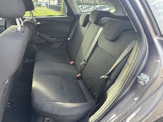 Ford Focus 1.0 TREND EDITION LICHTE SCHADE! BOUWJAAR 2015  3500 EURO picture 9