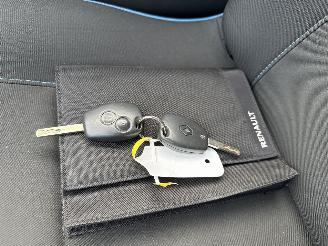 Renault Twingo 1.2-16V COLLECTION AIRCO LICHTE SCHADE! 68540 KM 2013 3100 EURO picture 13