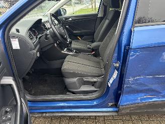 Volkswagen T-Roc 1.0 TSI 116 PK PORTIEREN SCHADE BOUWJAAR 2018 RIJDBAAR! 9500 EUR picture 16