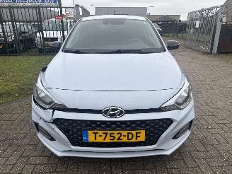 Hyundai I-20 ACTIVE NIEUW MODEL RIJDBARE SCHADE! BOUWJAAR 2020 5999 VAST picture 6