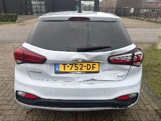 Hyundai I-20 ACTIVE NIEUW MODEL RIJDBARE SCHADE! BOUWJAAR 2020 5999 VAST picture 3