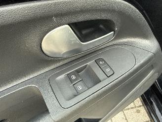 Volkswagen Up! 1.0 ZEER COMPLEET LICHTE SCHADE! 124000 KM BOUWJAAR 2021 6850 picture 8