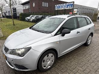 skadebil auto Seat Ibiza 1.2 CLUB IBIZA ST LICHTE RIJDBARE SCHADE! BOUWJAAR 2012 1350 EUR 2012/8