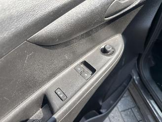 Opel Karl 1.0 120 JAAR EDITION LICHTE SCHADE! 67898 KM  6700 EURO VAST! picture 8
