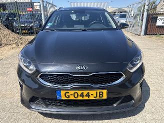 Kia Ceed 1.0 TURBO DYNAMMICLINE RIJDBAAR BOUWJAAR 2019 6700 EURO VAST picture 7