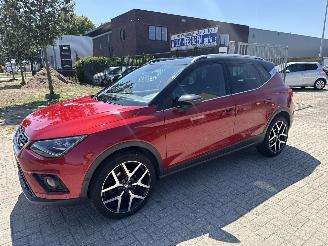 skadebil auto Seat Arona 1.0 FR TSi INTENS LICHTE SCHADE! BOUWJAAR 2019  10950 EURO VAST 2019/1
