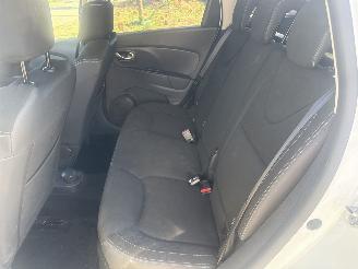 Renault Clio 0.9 LIMITED RIJDBARE SCHADE! 116187 KM NAP BOUWJAAR 2020 5100 picture 11