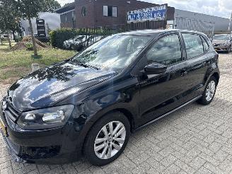 Voiture accidenté Volkswagen Polo 1.2 EASYLINE BOUWJAAR 2013 RIJDBAAR! VASTE PRIJS! 2350 EURO 2013/3